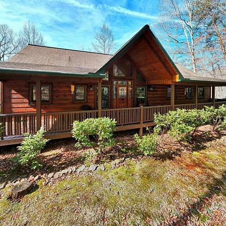 Cozy Creekfront Family Cabin-Pet Friendly -Gamerm-Hot Tub Hiawassee Bagian luar foto