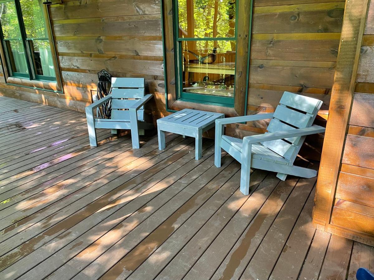 Cozy Creekfront Family Cabin-Pet Friendly -Gamerm-Hot Tub Hiawassee Bagian luar foto
