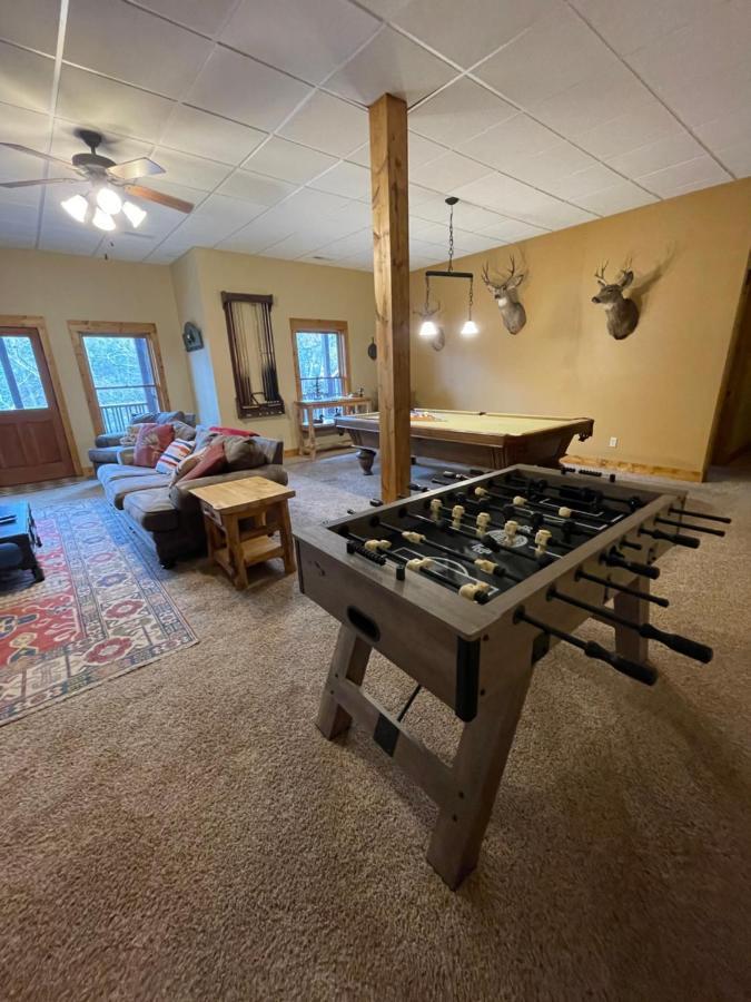 Cozy Creekfront Family Cabin-Pet Friendly -Gamerm-Hot Tub Hiawassee Bagian luar foto